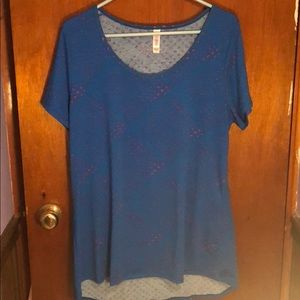 Large LuLaRoe Classic T